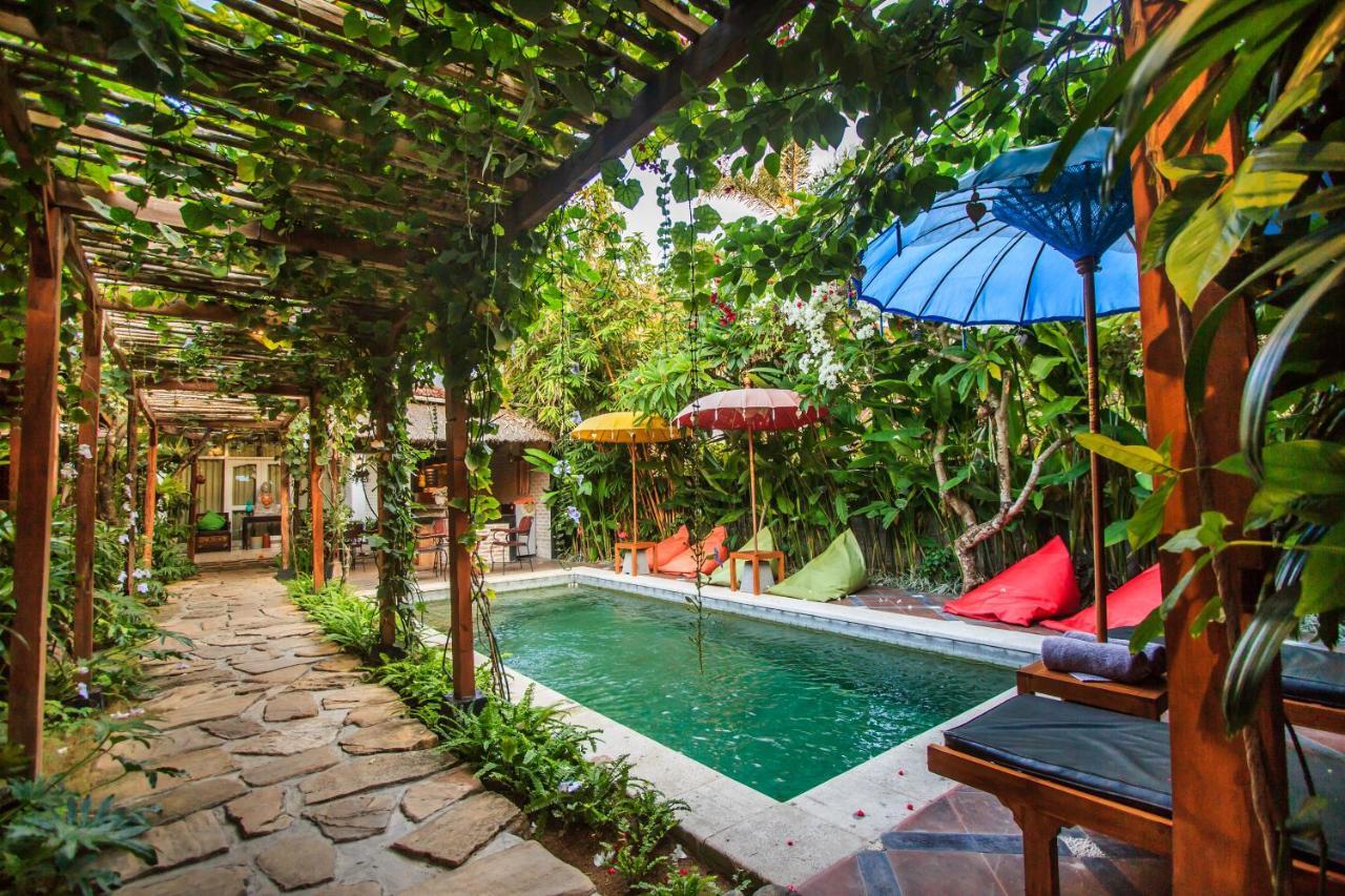 Bening Hut And Spa Seminyak Exteriér fotografie
